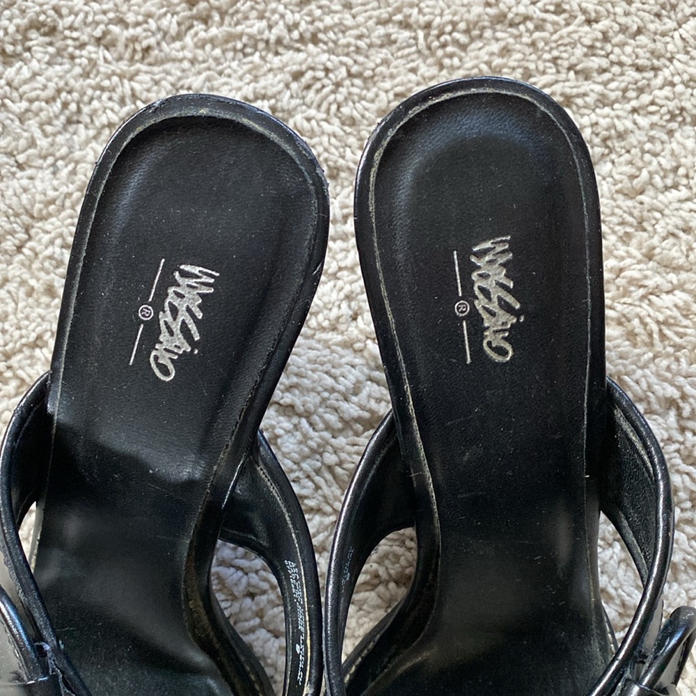 Mossimo Women's Black Wedge Sandals - Picture 7 of 8